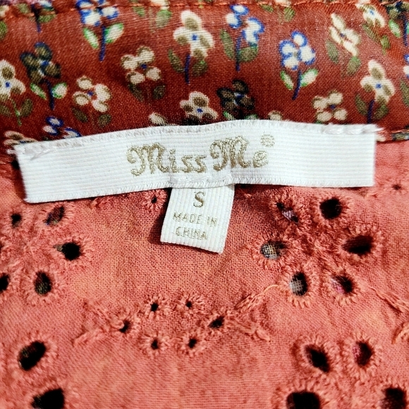 Miss Me Women’s SZ Small Plaid & Lace Button Down Shirt Long Sleeve Western Boho - Picture 11 of 12